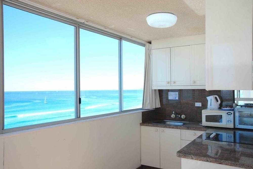 The Shore Apartments - Beachfront Гоулд Коуст Екстериор снимка