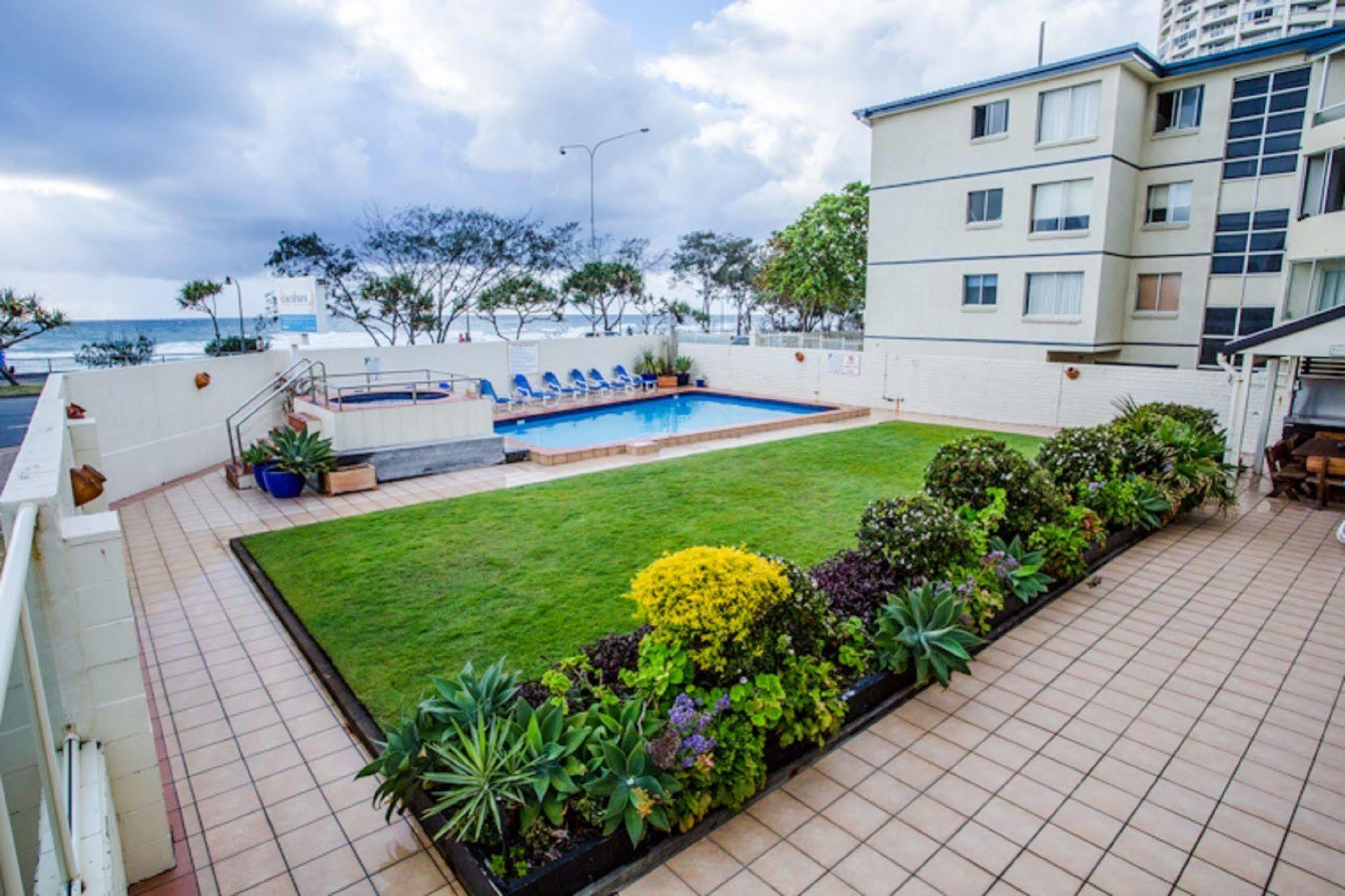 The Shore Apartments - Beachfront Гоулд Коуст Екстериор снимка