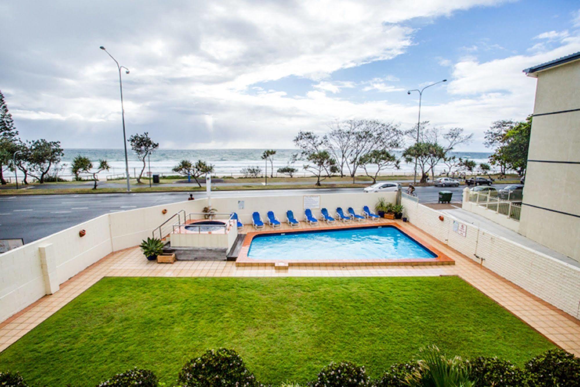 The Shore Apartments - Beachfront Гоулд Коуст Екстериор снимка